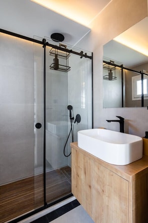 Hair dryer, towels, soap, shampoo