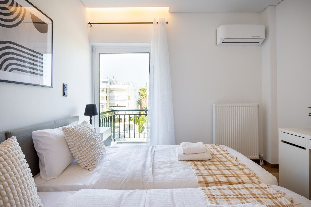 2 bedrooms, desk, iron/ironing board, WiFi (free)