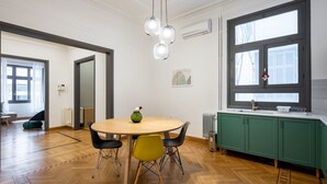 Uklassifisert bilde, 4 av 34, knapp