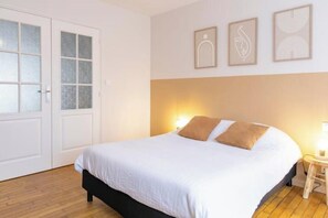 2 makuuhuonetta, Wi-Fi, vuodevaatteet