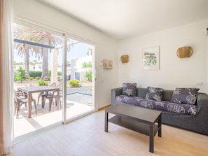Living area - Reformada VV en Complejo Alisios (La Oliva)