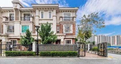 Gaopinhui Yufeng Spa Fashion Holiday Villa