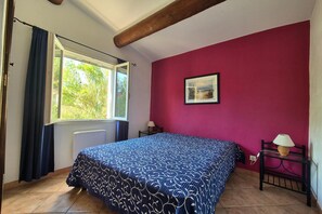 3 bedrooms - Holiday Home in Camargue with Private Pool (Salin-de-Giraud)