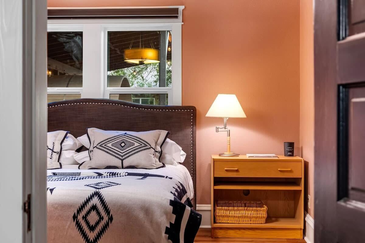 1 多间卧室、熨斗/熨衣板、旅行婴儿床、WiFi