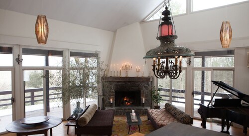 The Race Mountain House