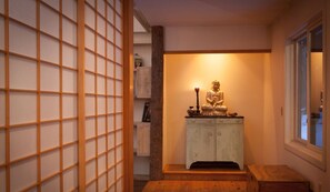 Interior - The Race Mountain House (Sheffield)