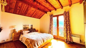 3 habitaciones, tabla de planchar con plancha y wifi