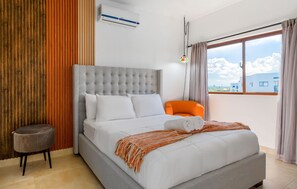 3 bedrooms, iron/ironing board, Internet, bed sheets