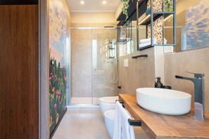 Shower, hair dryer, towels, soap - Terra Dell'Etna (Catania)