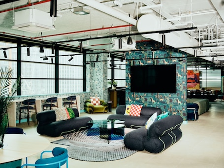 Vertus Edit Canary Wharf - view 3