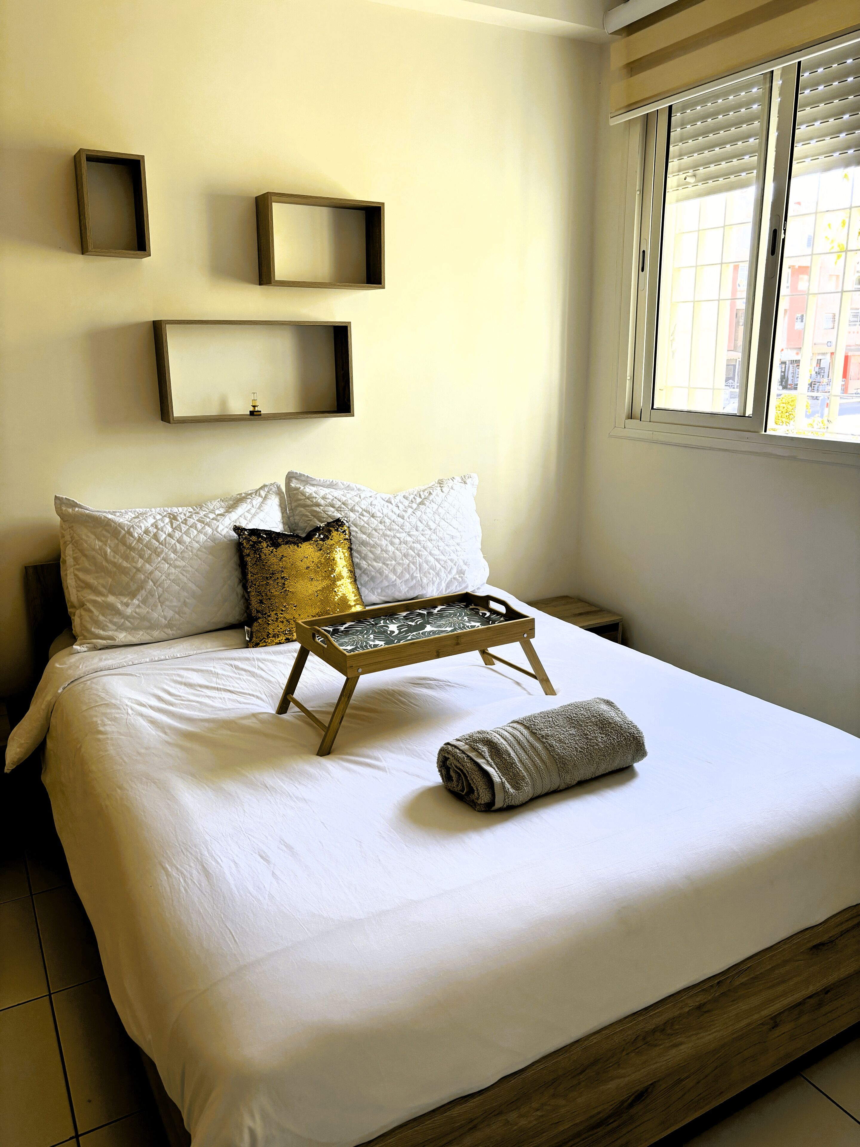 3 soverom, strykejern/-brett, reiseseng for barn og wi-fi (inkludert)