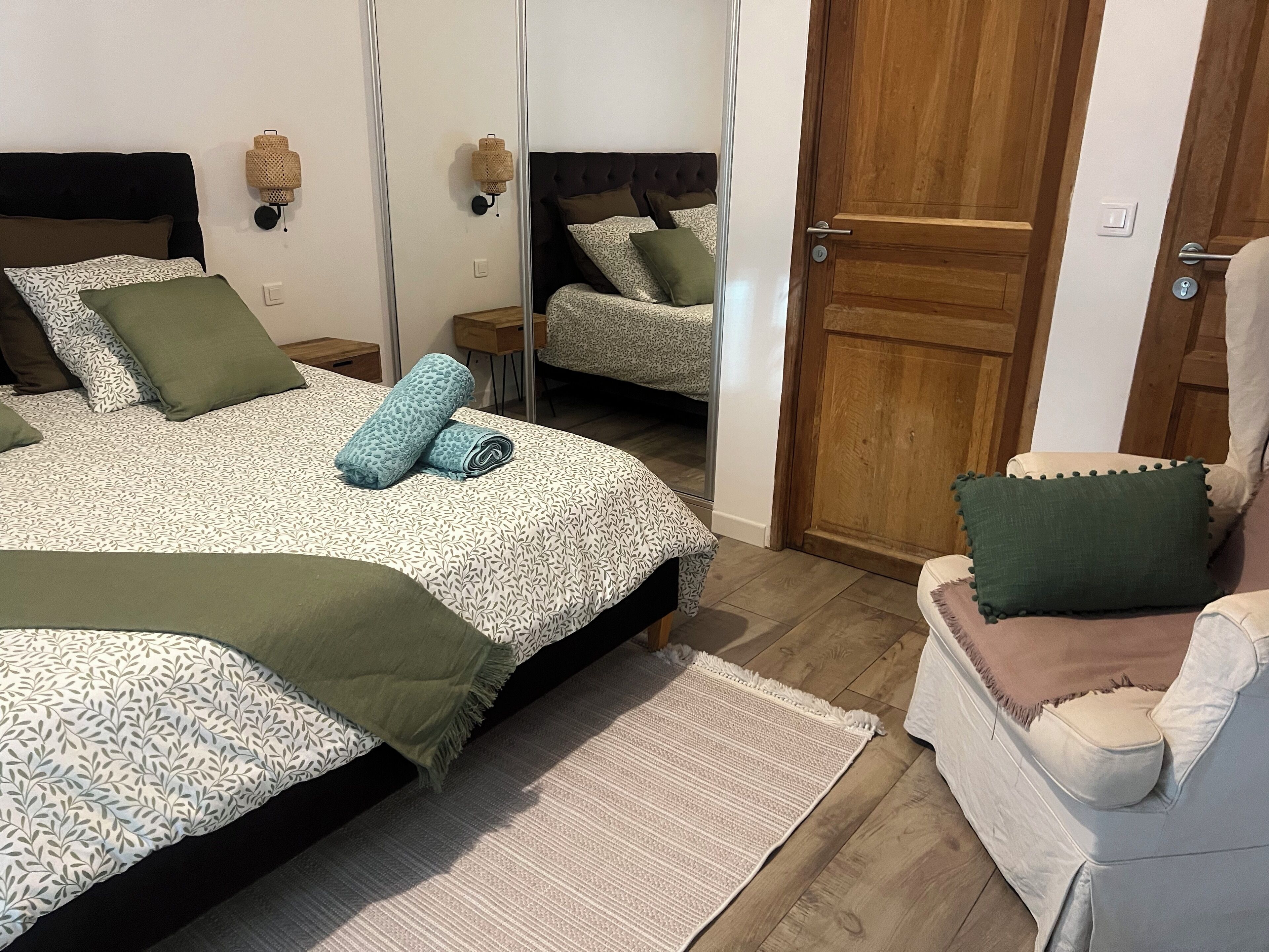 1 bedroom, in-room safe, desk, iron/ironing board