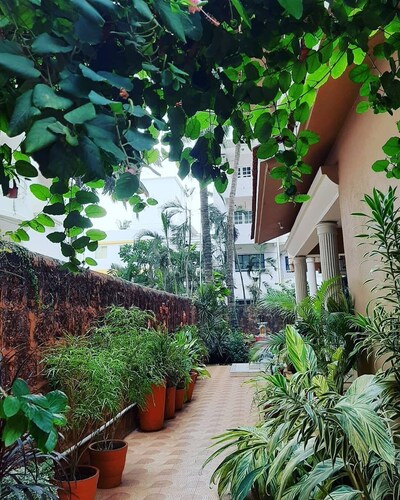 Comfortable Double Bedroom Serviced Apartment - Mahamaya