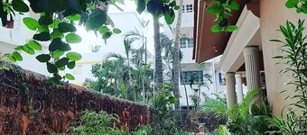 Comfortable Double Bedroom Serviced Apartment - Mahamaya