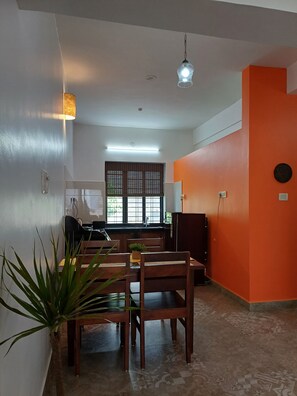 Interior - Comfortable Double Bedroom Serviced Apartment - Mahamaya (Calangute)