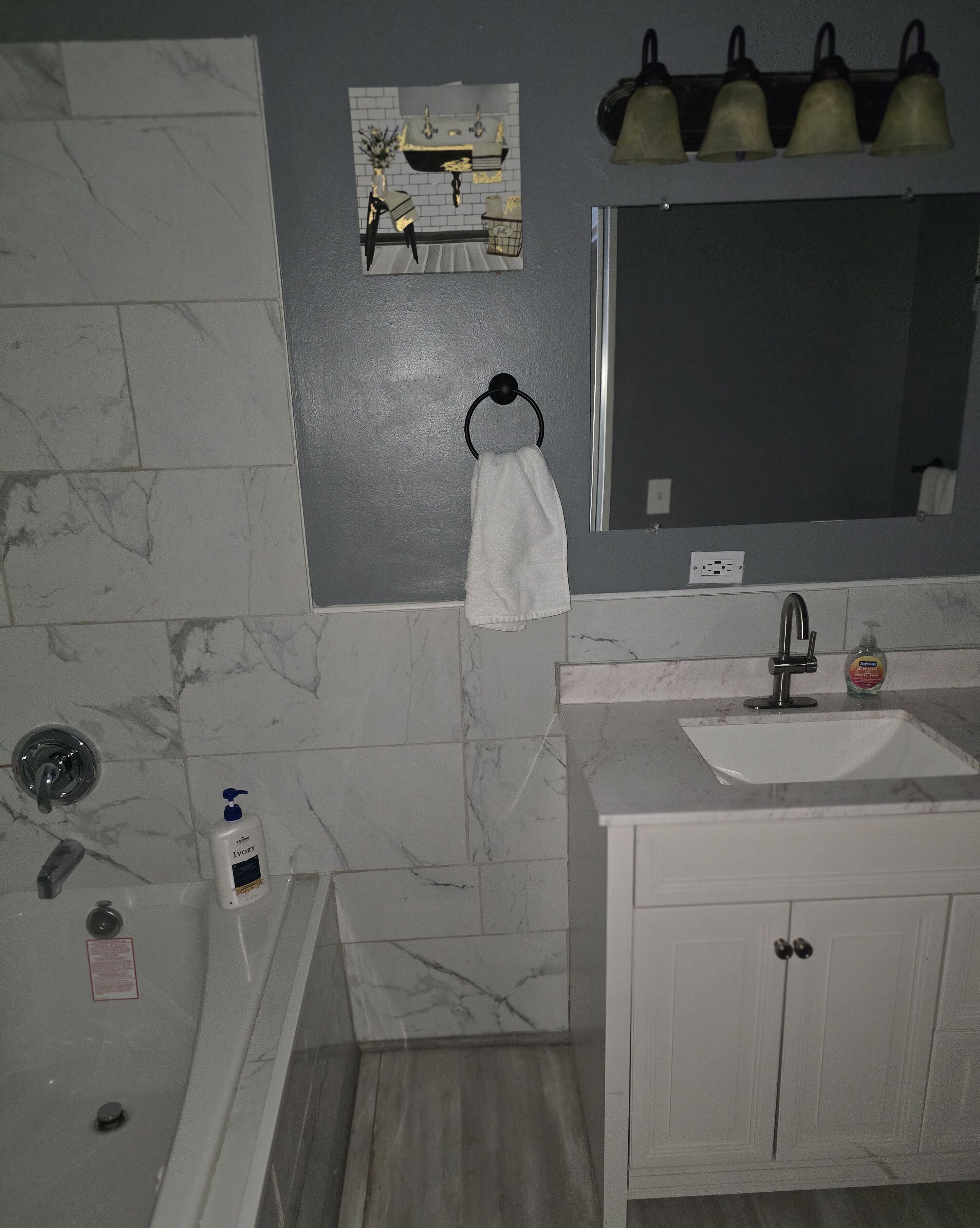 Jetted tub, hair dryer, towels, soap