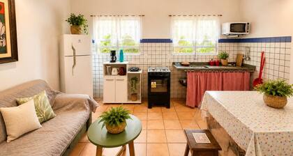 Family Beach House - Private BBQ - Daniela Beach