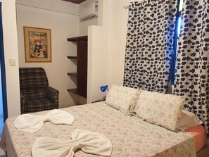 3 habitaciones, acceso a internet y ropa de cama