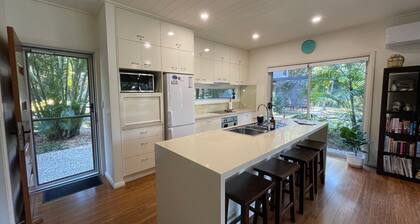 Pandanus - Relaxing home near beautiful beaches.