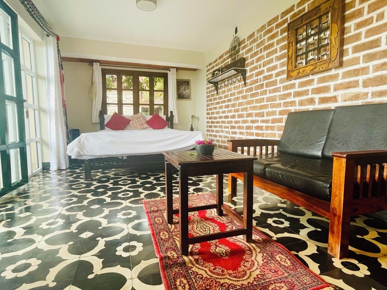 Exclusive Apartment, Balcony, Mountain View | Down comforters, individually decorated, individually furnished