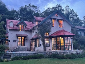 واجهة المنشأة