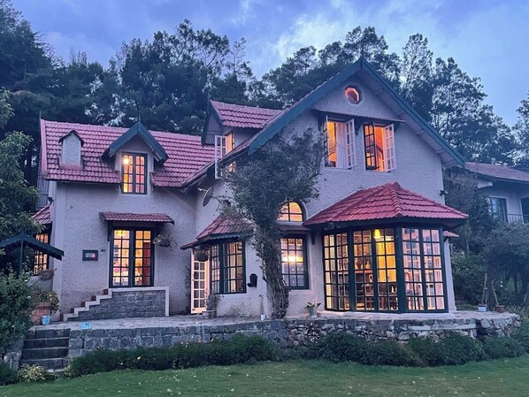 Front of property - Stumpfields (Ootacamund)