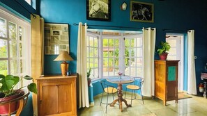 غرفة لتناول الطعام