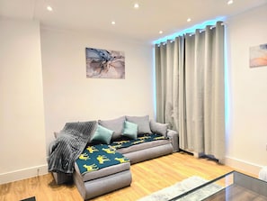 Apartment | Living area