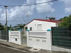 Exterior - Charming house with sea view (Saint-Louis , Marie-Galante)