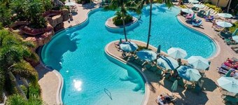 Renovated 3 bed/3 bath Villa in Lely Resort With Players Club Access