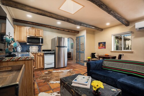 Steps to the Historic Santa Fe Plaza