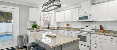 House, Pool View | Private kitchen | Full-sized fridge, microwave, oven, stovetop