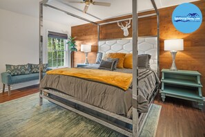5 bedrooms, iron/ironing board, free WiFi, bed sheets - Bolton Beach House|8 beds|Hot Tub|Lake Access|Pet Friendly| (Bolton Landing)