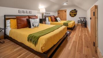 7 Schlafzimmer, Schreibtisch, BĂŒgeleisen/BĂŒgelbrett, kostenloses WLAN