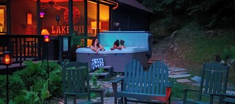 Lakeview Lodge|Hot Tub|9 Beds|Pet Friendly|Dock Slip|Lake Views|