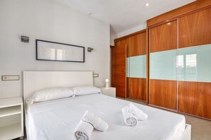 2 bedrooms, WiFi - Apartment with Sea Views (Jávea)