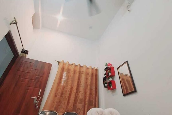 Deluxe Room | Free WiFi