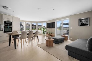 Superior Apartment, Balcony, City View | 3 bedrooms, free WiFi