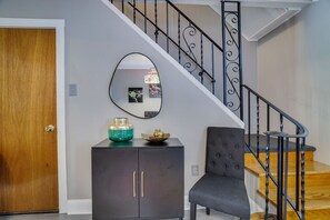 Interior - Home on Broadway in Jim Thorpe (Jim Thorpe)