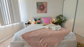2 bedrooms, iron/ironing board, WiFi (free), bed sheets