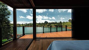 4 quartos, ferros/tábuas de passar roupa, Wi-Fi, roupa de cama