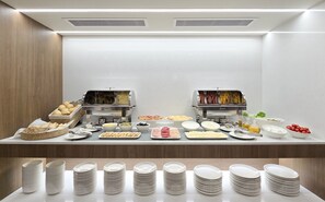 Petit déjeuner buffet