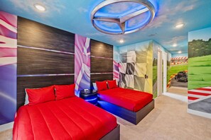 7 bedrooms, iron/ironing board, free WiFi, bed sheets