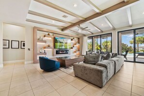 Smart TV, video games, table football - The Pirates Paradise-TT267 (Kissimmee)