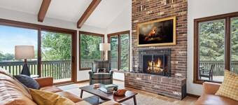 The Hideout: Luxe Escape w/ Sauna & Hot Tub | Birchwood Golf & CC