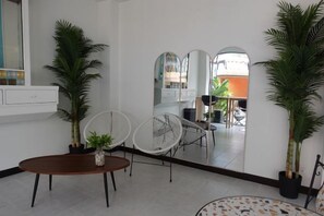 Unclassified image, 2 of 22, button - RoomQuest the Beach Kalim Patong (Phuket)