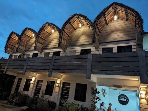 Point F Siargao: Couples Suite