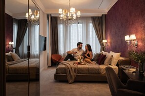Deluxe Double Room | Premium bedding, down comforters, memory foam beds, desk - Highline Downtown Aparthotel (Bucharest)
