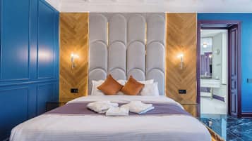 Standard Apartment | 1 bedroom, premium bedding, down comforters, memory foam beds