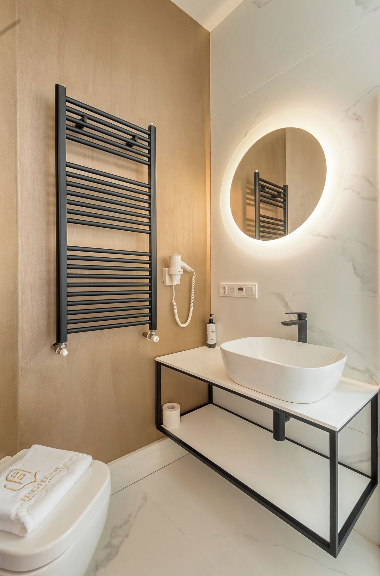 Photo - HIGHLINE DOWNTOWN ApartHotel OLDTOWN UNIRII SQUARE